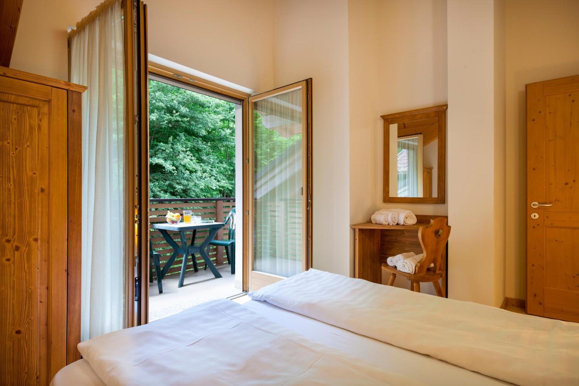 Aparthotel Residenza Casale Ponte Arche Esterno foto