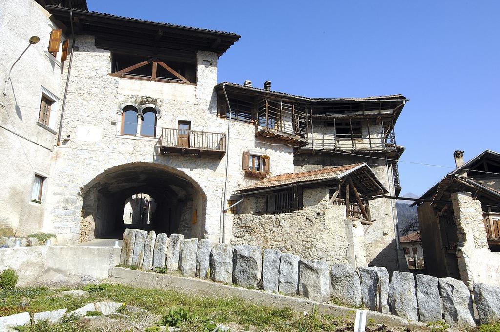 Aparthotel Residenza Casale Ponte Arche Esterno foto